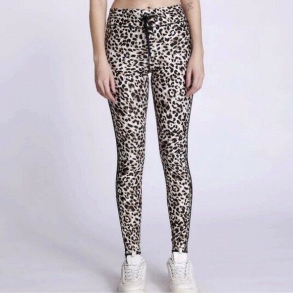 THE UPSIDE NWT WATER LEOPARD YOGA PANT LEGGINGS - Picture 1 of 5